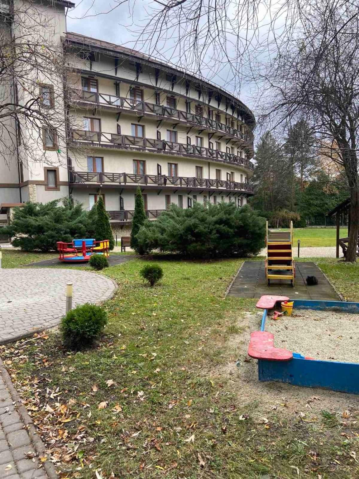 в отеле 