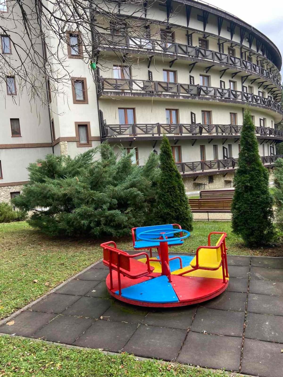 в отеле 